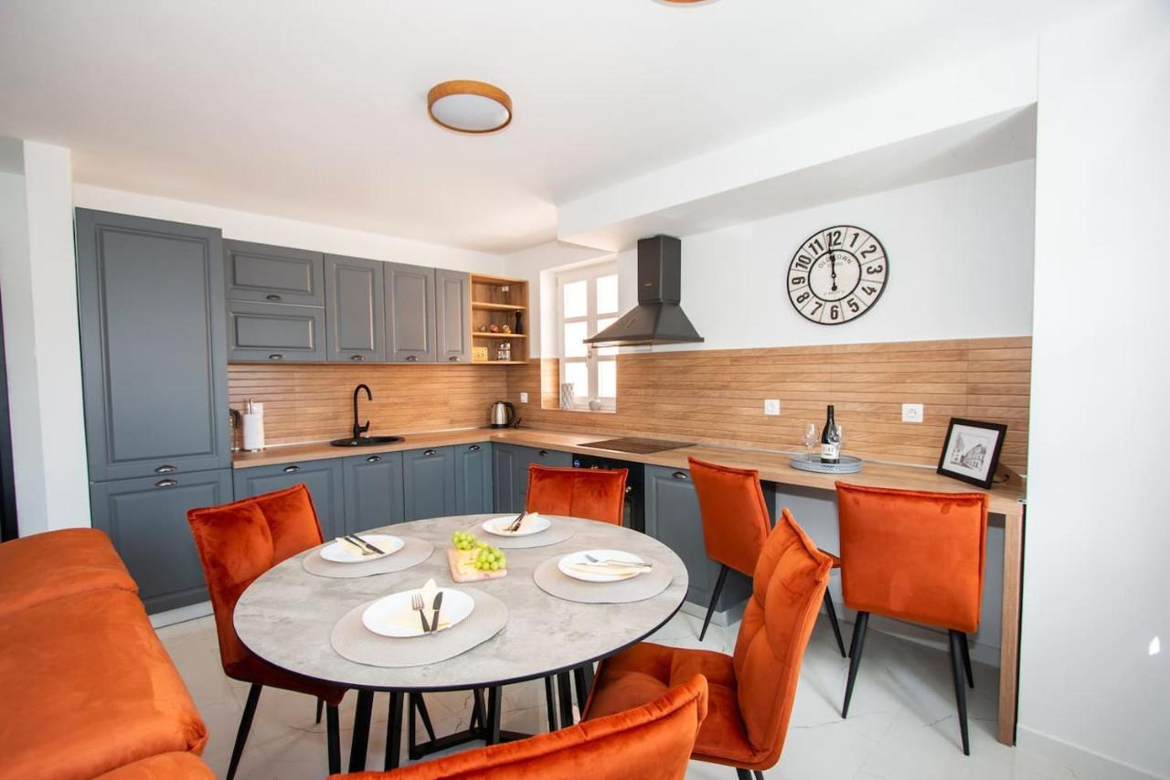 Apartmani Kac Károlyváros Kültér fotó