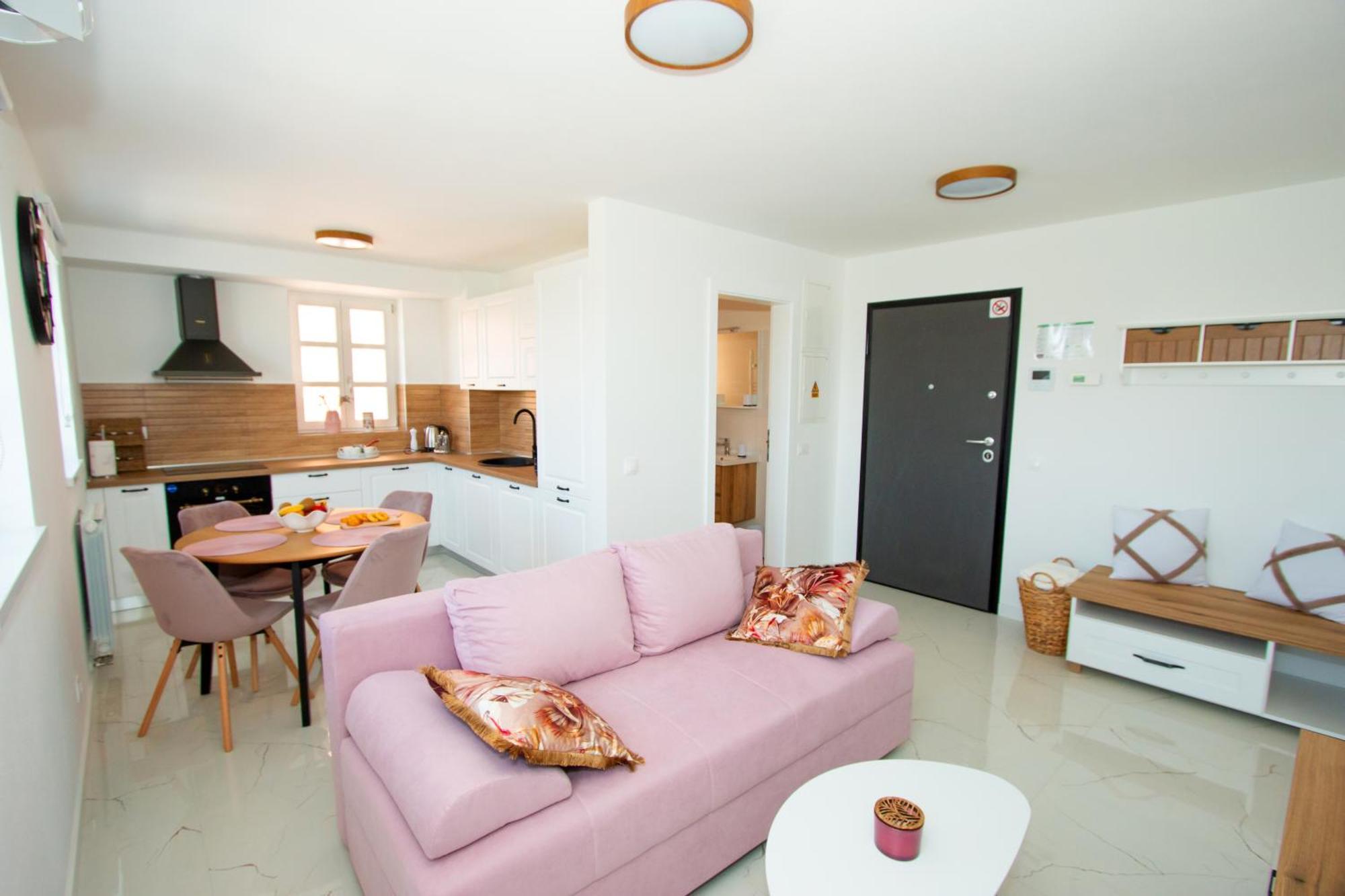 Apartmani Kac Károlyváros Kültér fotó