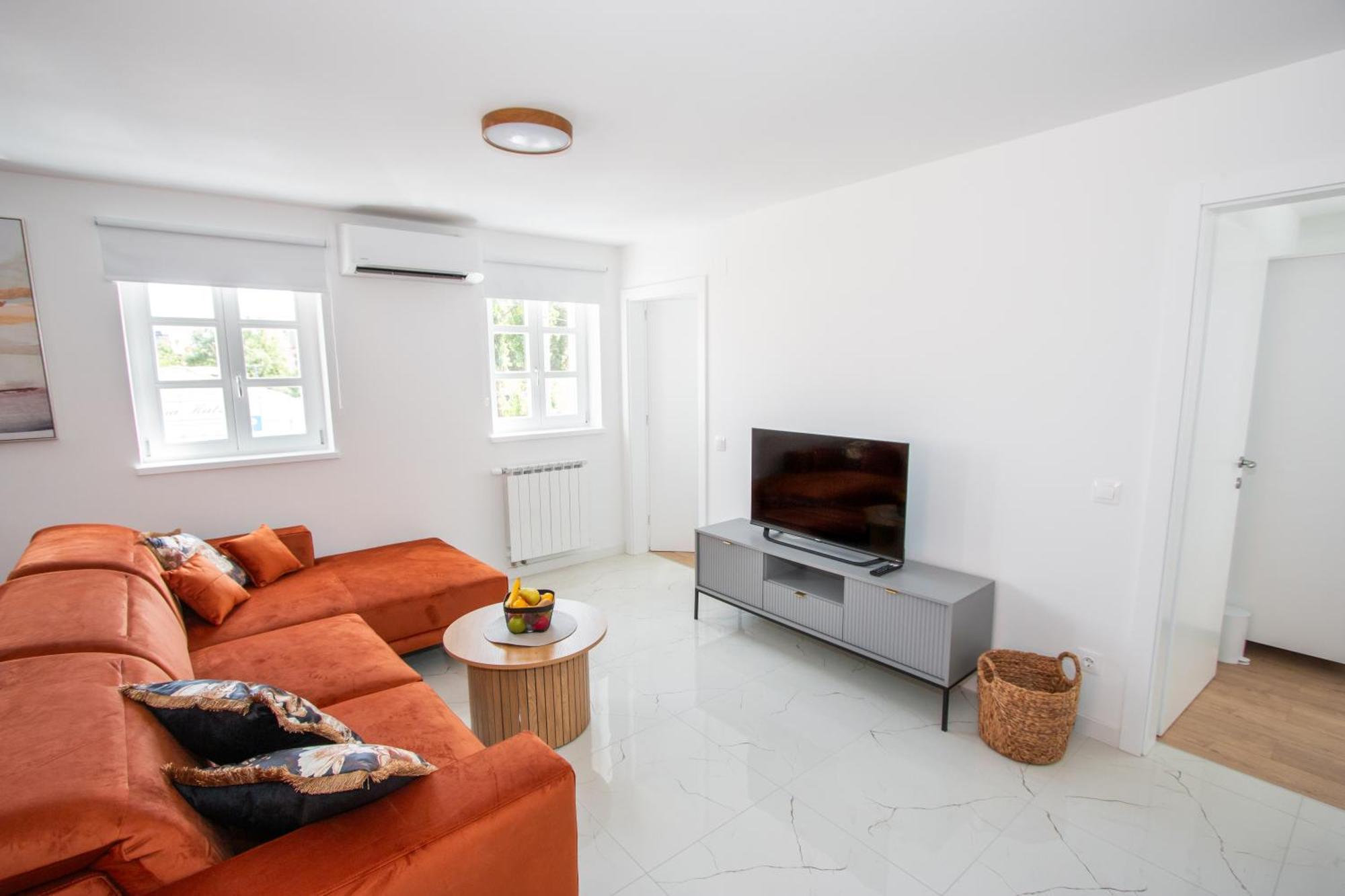 Apartmani Kac Károlyváros Kültér fotó